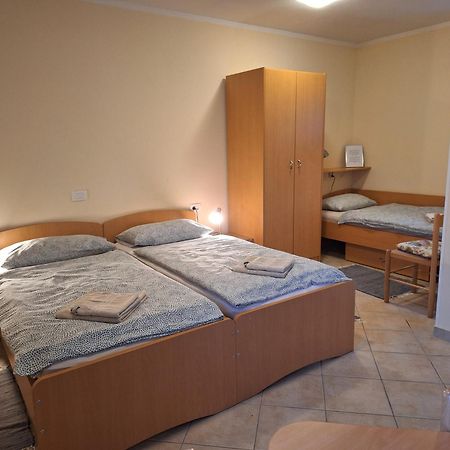Rooms Pri Lovrizu コバリード エクステリア 写真