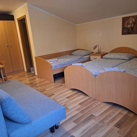 Rooms Pri Lovrizu コバリード エクステリア 写真