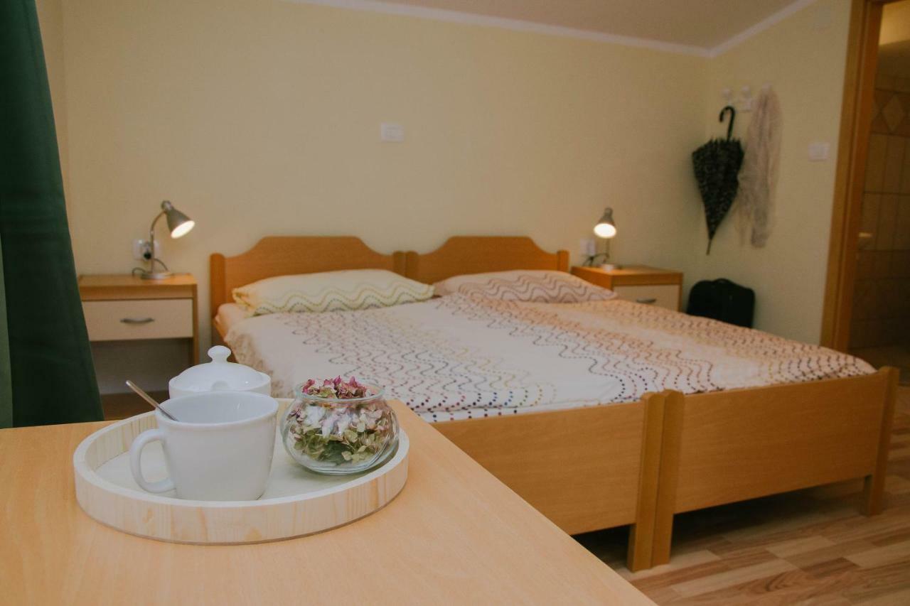 Rooms Pri Lovrizu コバリード エクステリア 写真