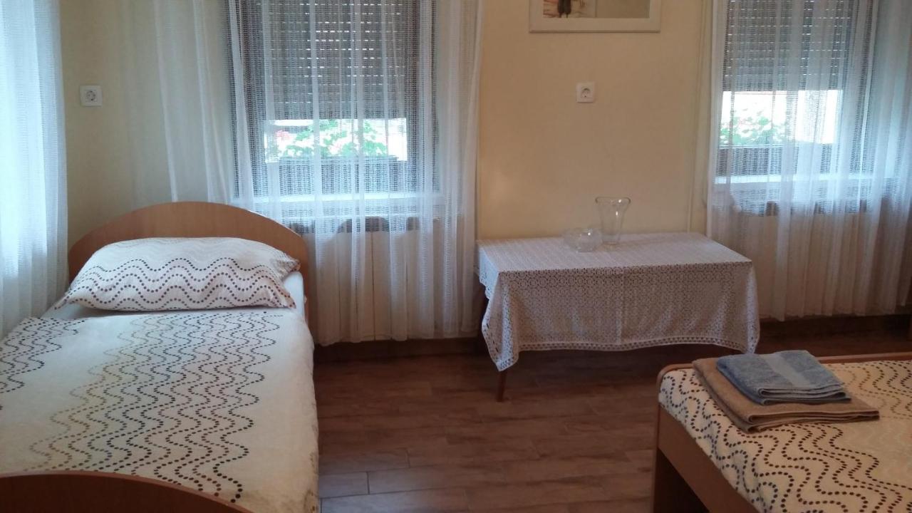 Rooms Pri Lovrizu コバリード エクステリア 写真